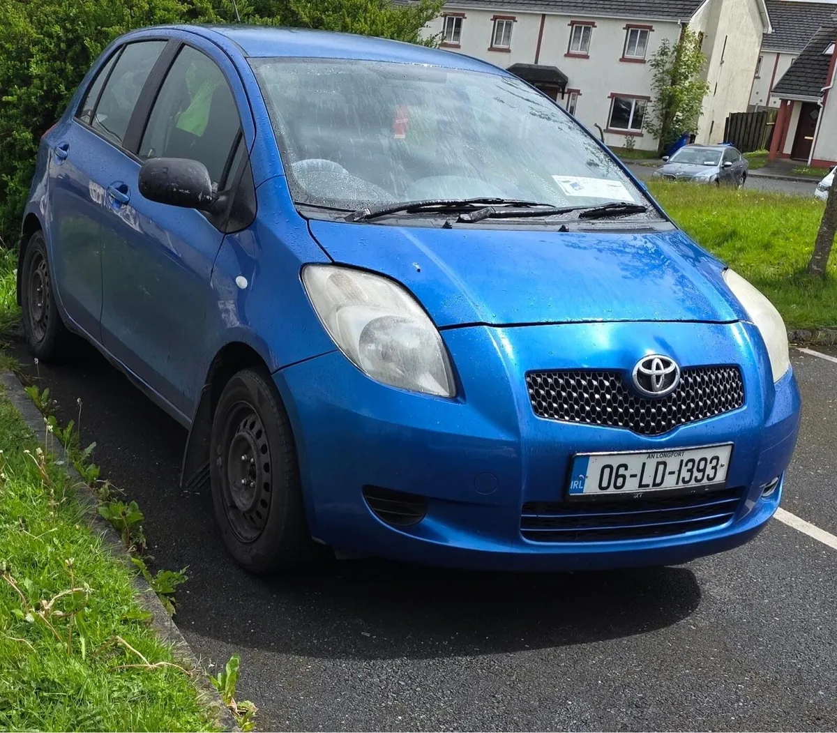 Toyota Yaris - Image 2