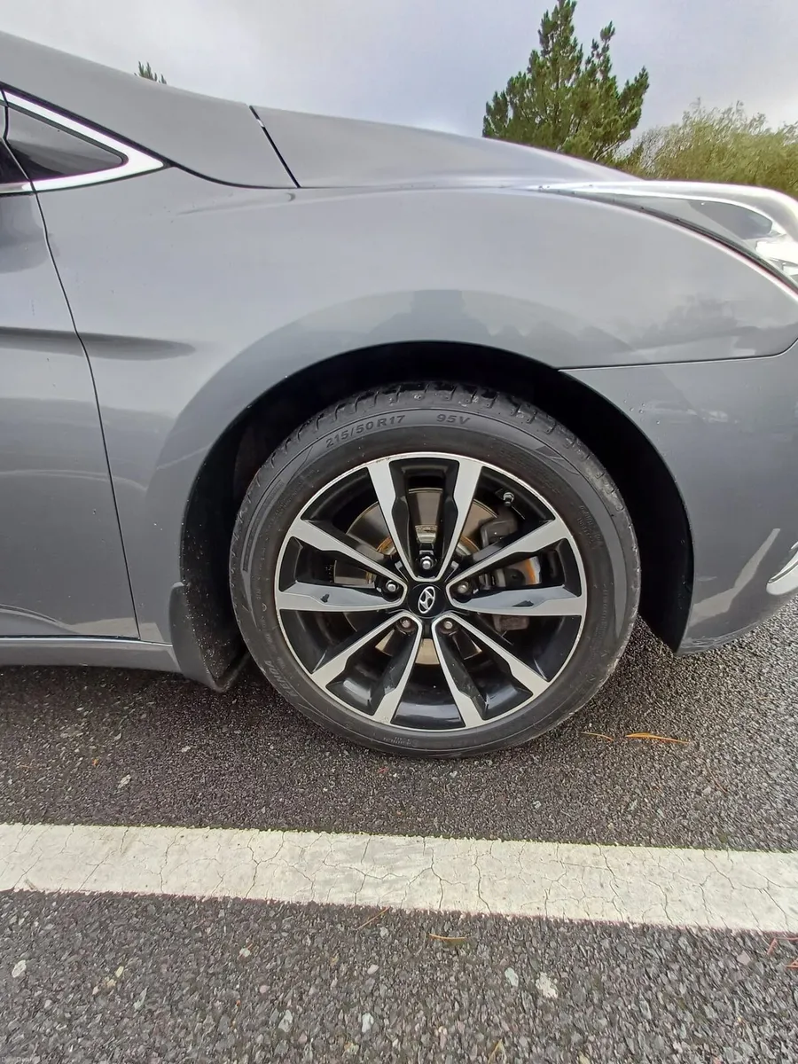 2017 HYUNDAI I40 NCT / TAX 02/27 - Image 5