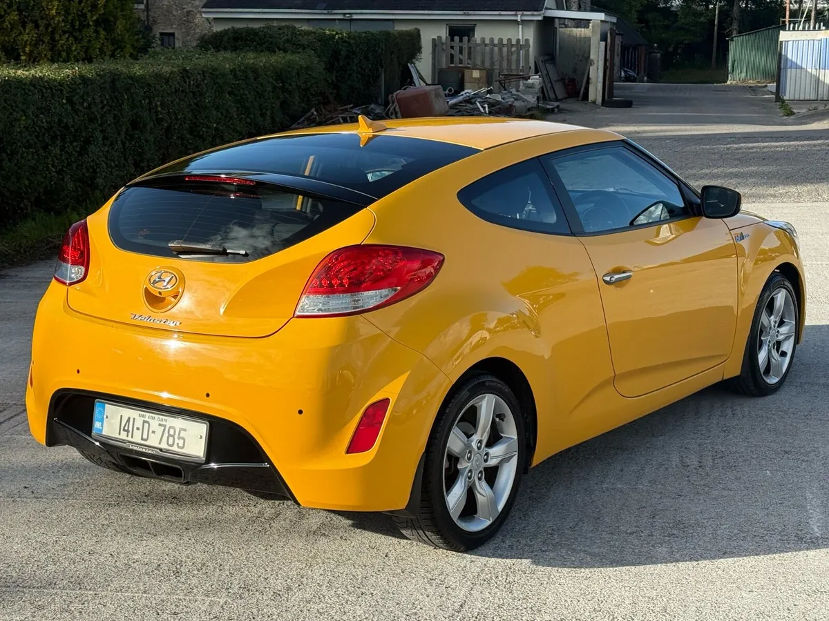 141 Hyundai Veloster 203k kms NEW NCT 05/27 - Image 4