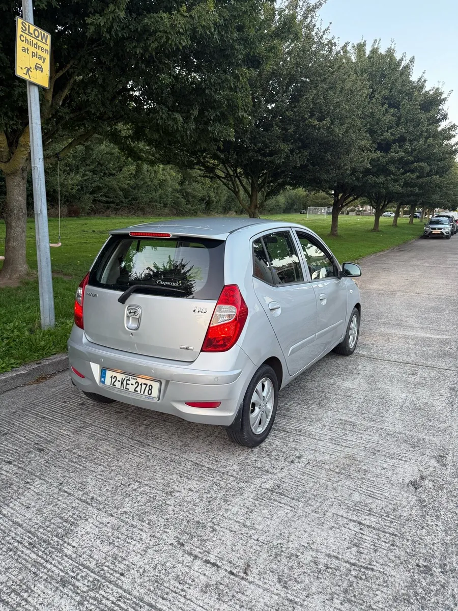 Hyundai i10 AUTO/ NEW NCT/ ONLY 65k kms *** - Image 2