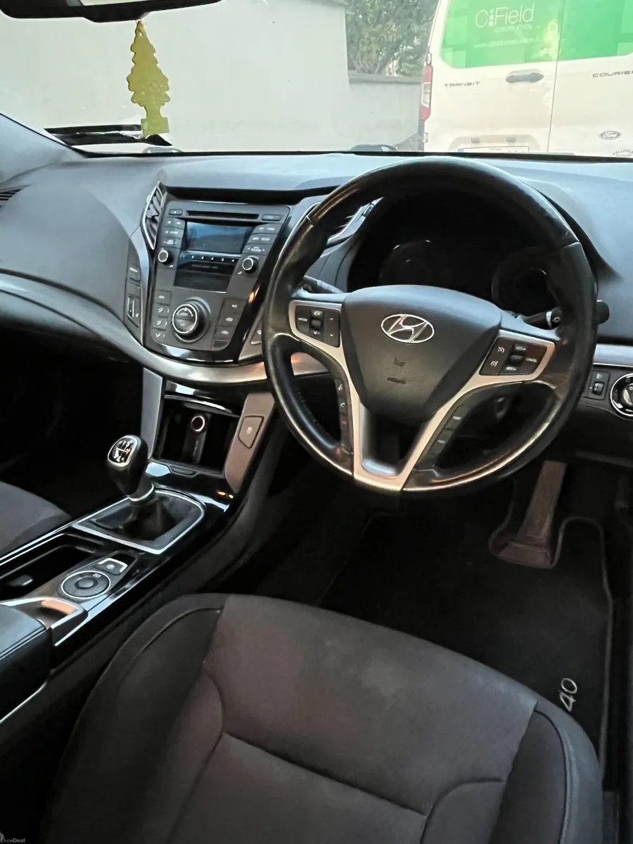 Hyundai i40 2012 - Image 4