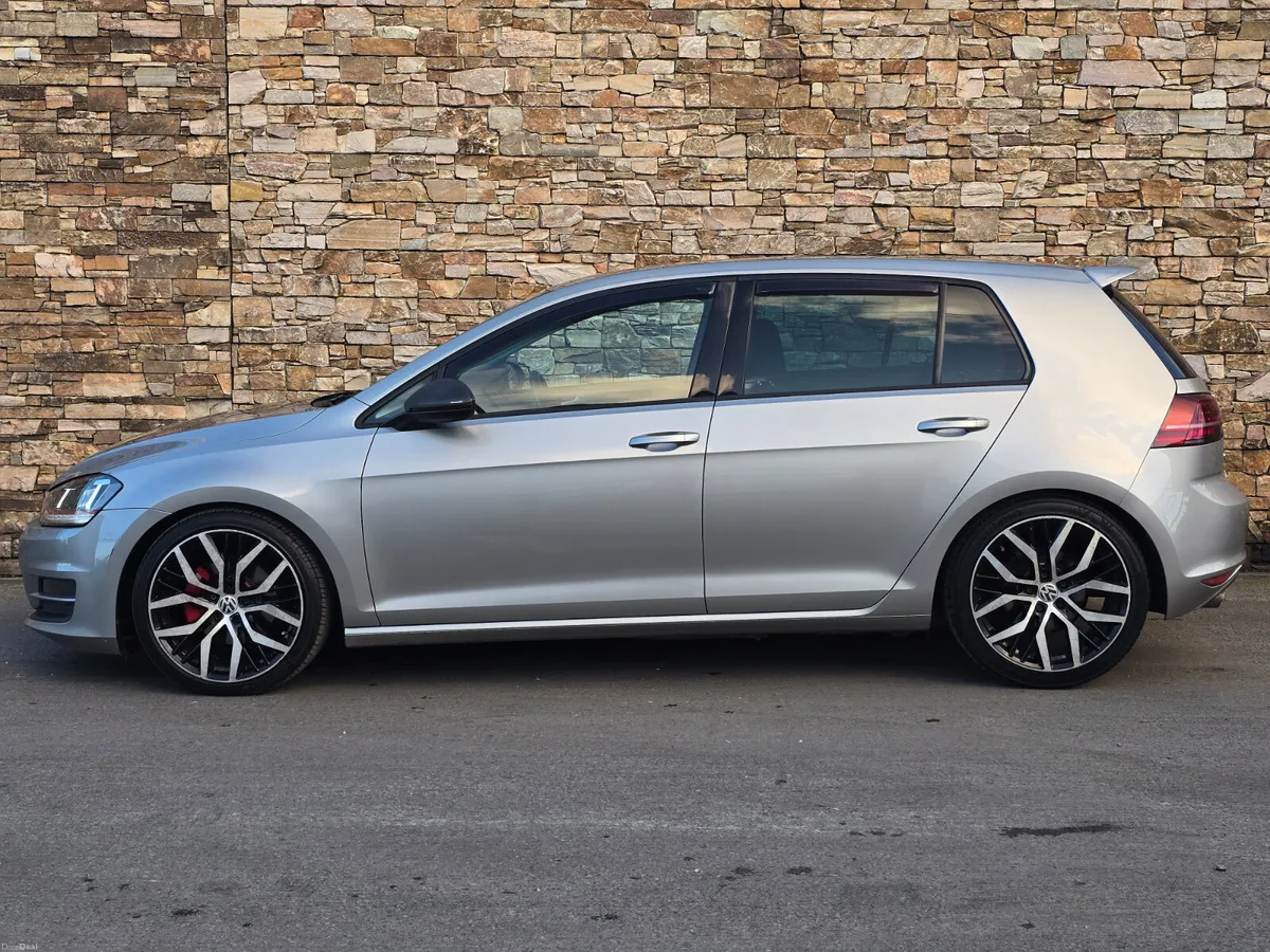 161 Volkswagen Golf 1.6TDI MANUAL - Image 4