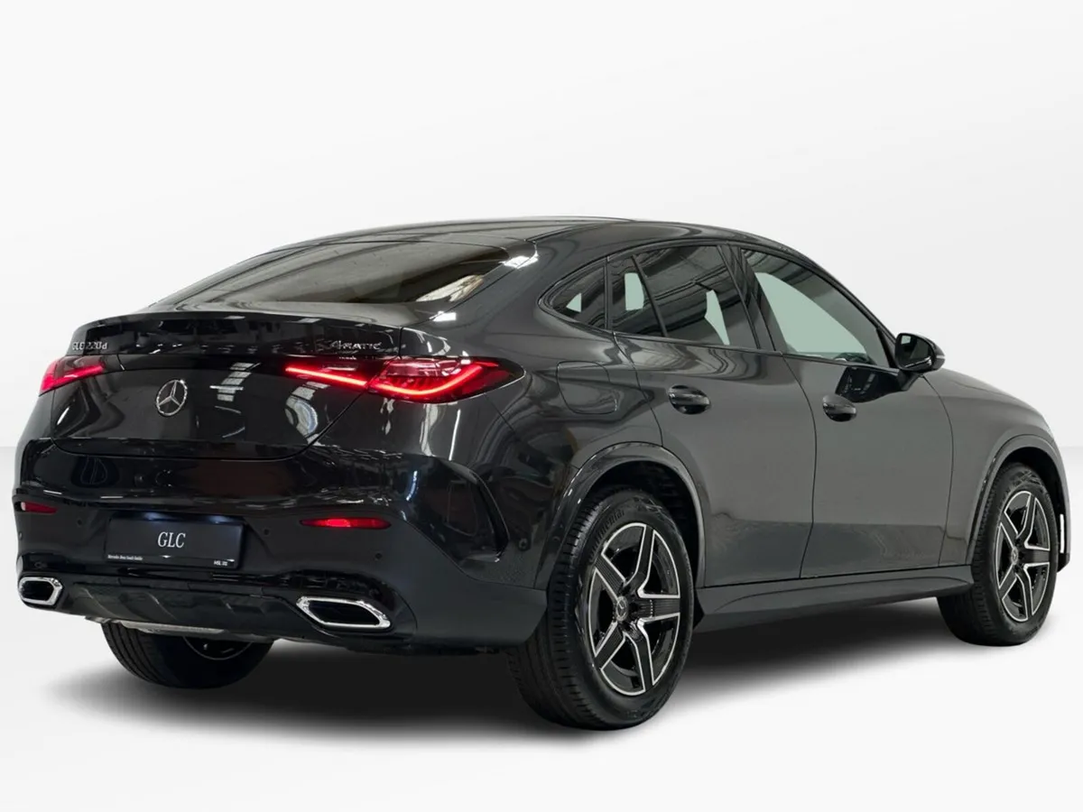 Mercedes-Benz GLC GLC220 D 4Matic Coupe AMG Line - Image 3