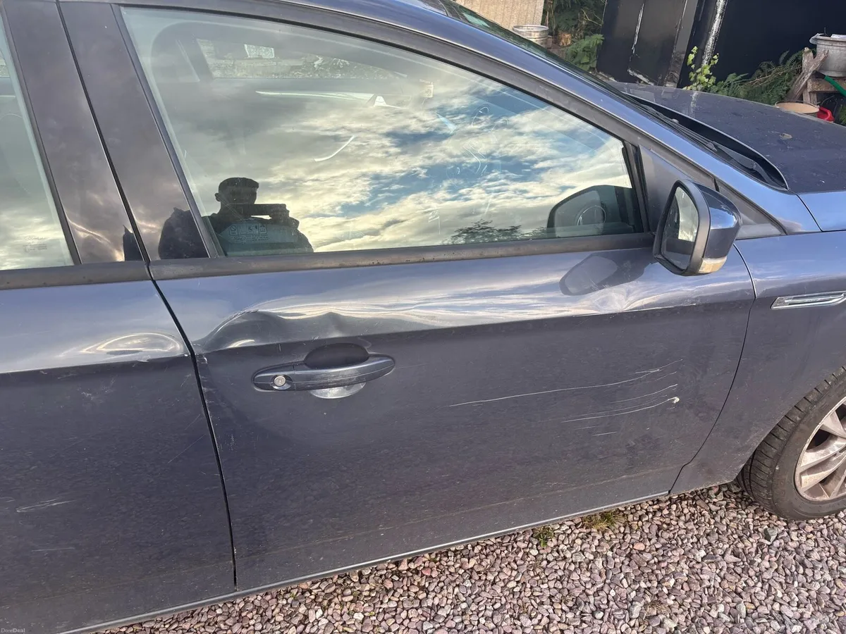 Ford mondeo - Image 6