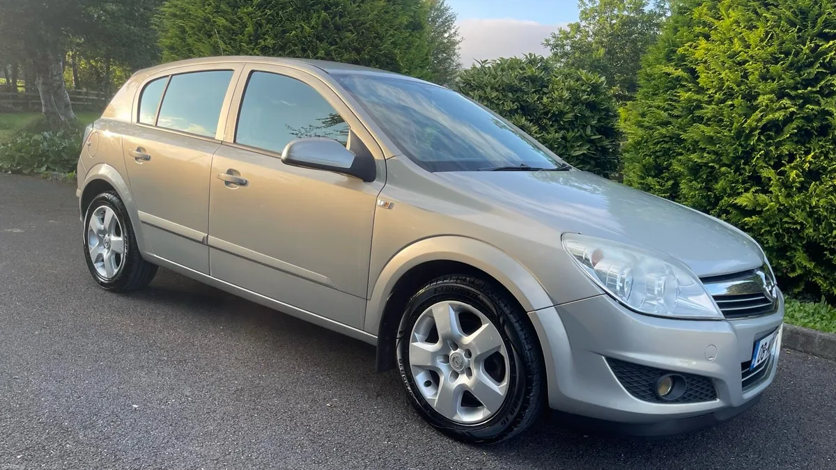 2008 Opel Astra 1.4 Petrol, NCT 04-27 - Image 1