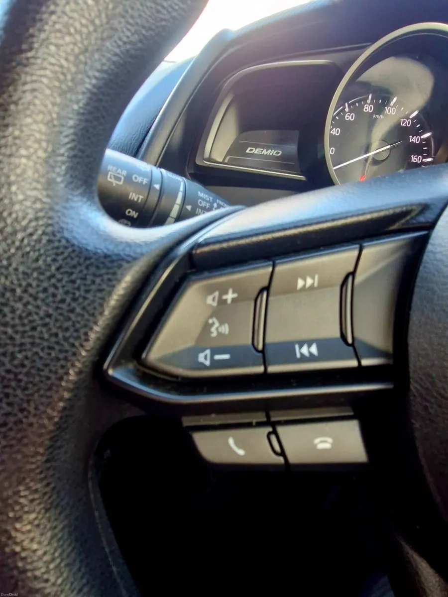 Mazda Demio 2017, automatic , petrol - Image 2