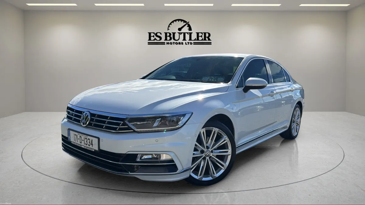 2017 VW Passat RLINE 1.6L DIESEL / DIGITAL DASH - Image 1