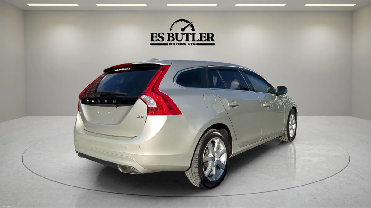 181 Volvo V60 Estate 2.0L DIESEL AUTO 1YR WARRANTY - Image 6