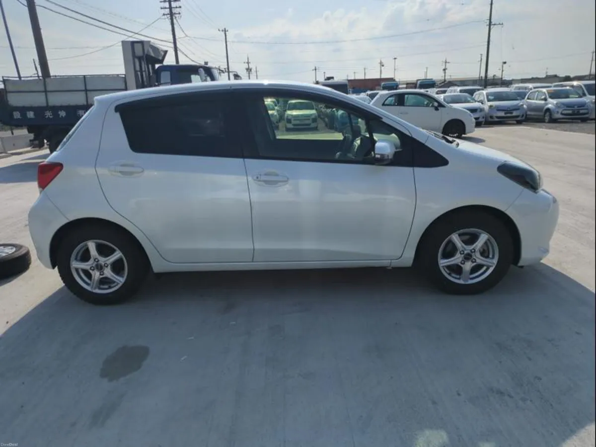 2016 TOYOTA YARIS/VITZ AUTO 1.3PETROL - Image 3