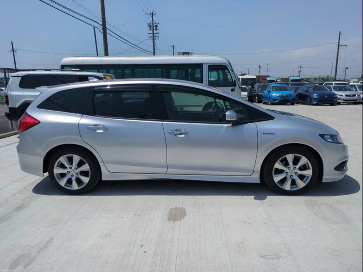 2015 HONDA JADE 1.5 HYBRID Auto - Image 1