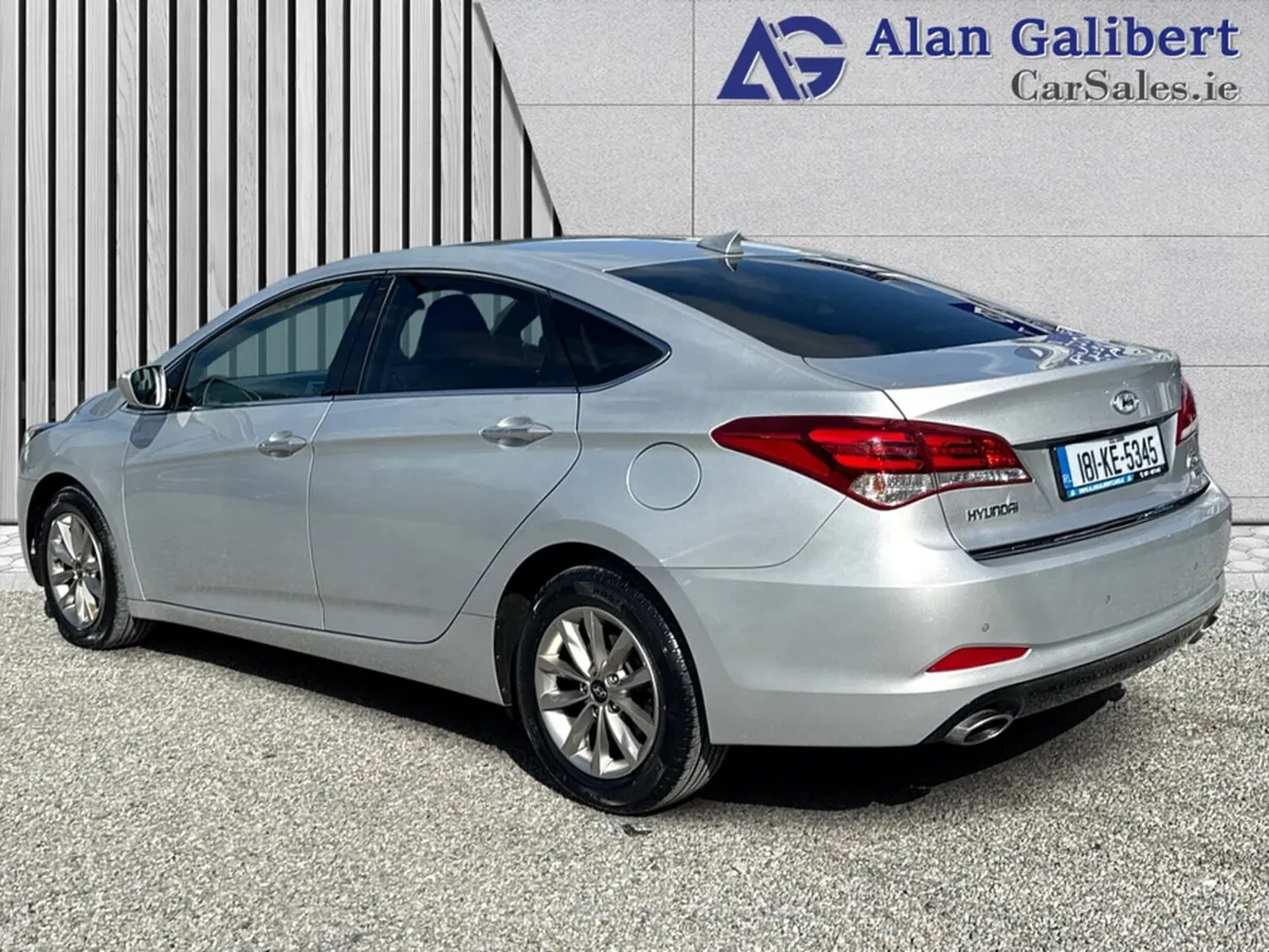 Hyundai i40 1.7 CRDI SE NAV - Image 2