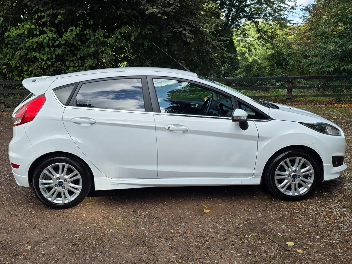 132 FORD FIESTA 1.2 ZETEC S - Image 6