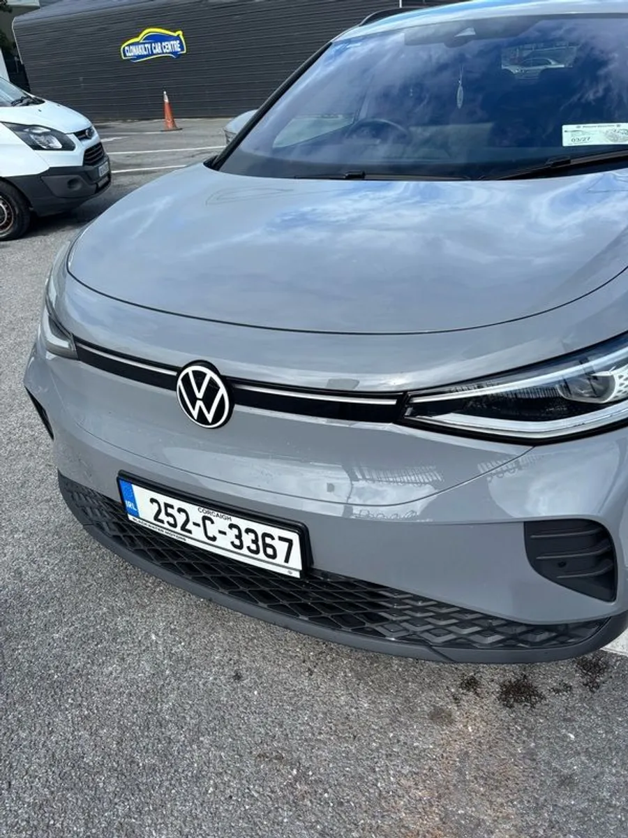 2025 Volkswagen Id.4 - Image 2