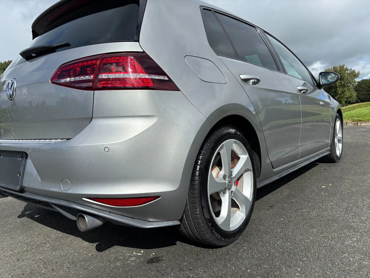 VOLKSWAGEN GOLF GTI 2.0 TSI DSG 230BHP 2014 - Image 5