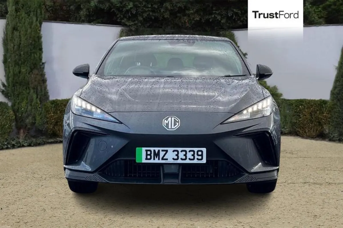 MG MG4 125kW SE EV 51kWh 5dr Auto - Image 6