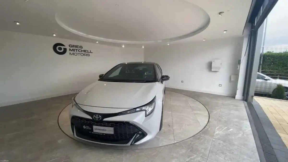 Toyota Corolla 2.0 VVT-i Hybrid GR Sport 5dr CVT - Image 4
