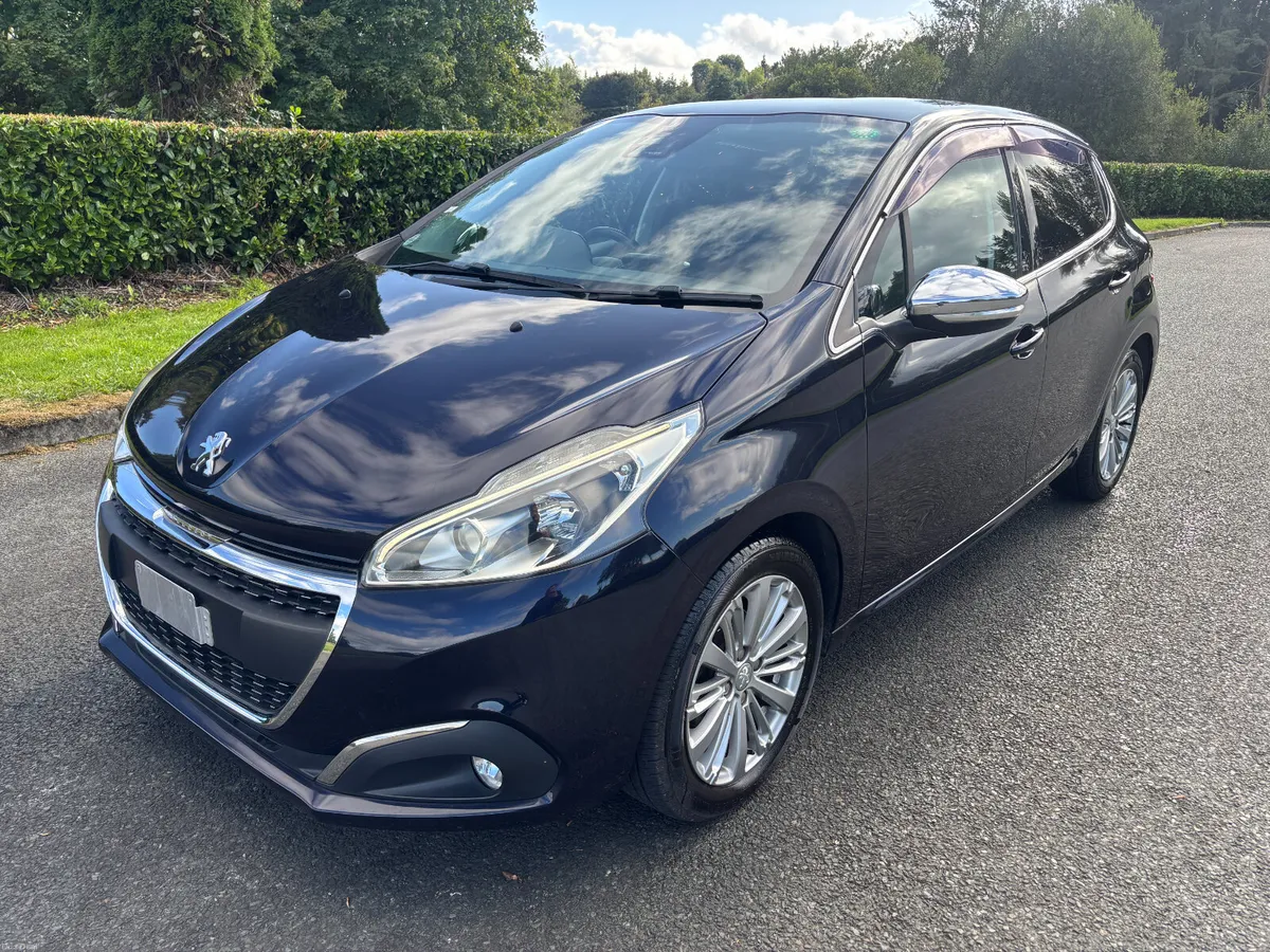 PEUGEOT 208 1.2 AUTO 2017 - Image 3
