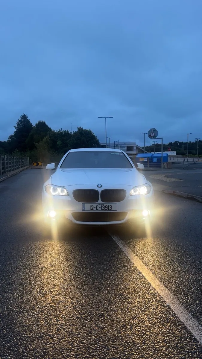 2012 Ice White BMW Auto 520d F-10 M-Sport - Image 2