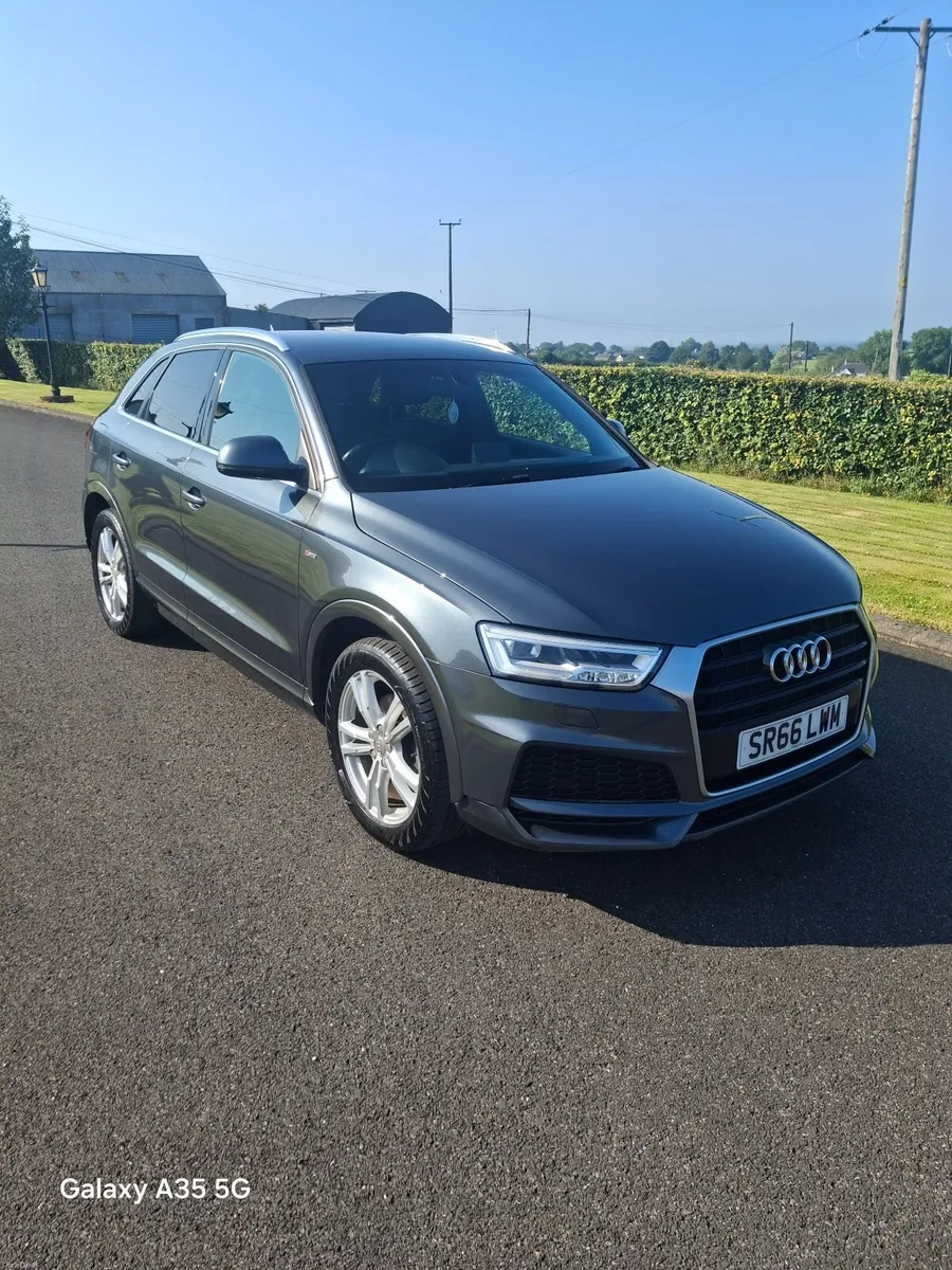 Audi Q3 2017 - Image 5