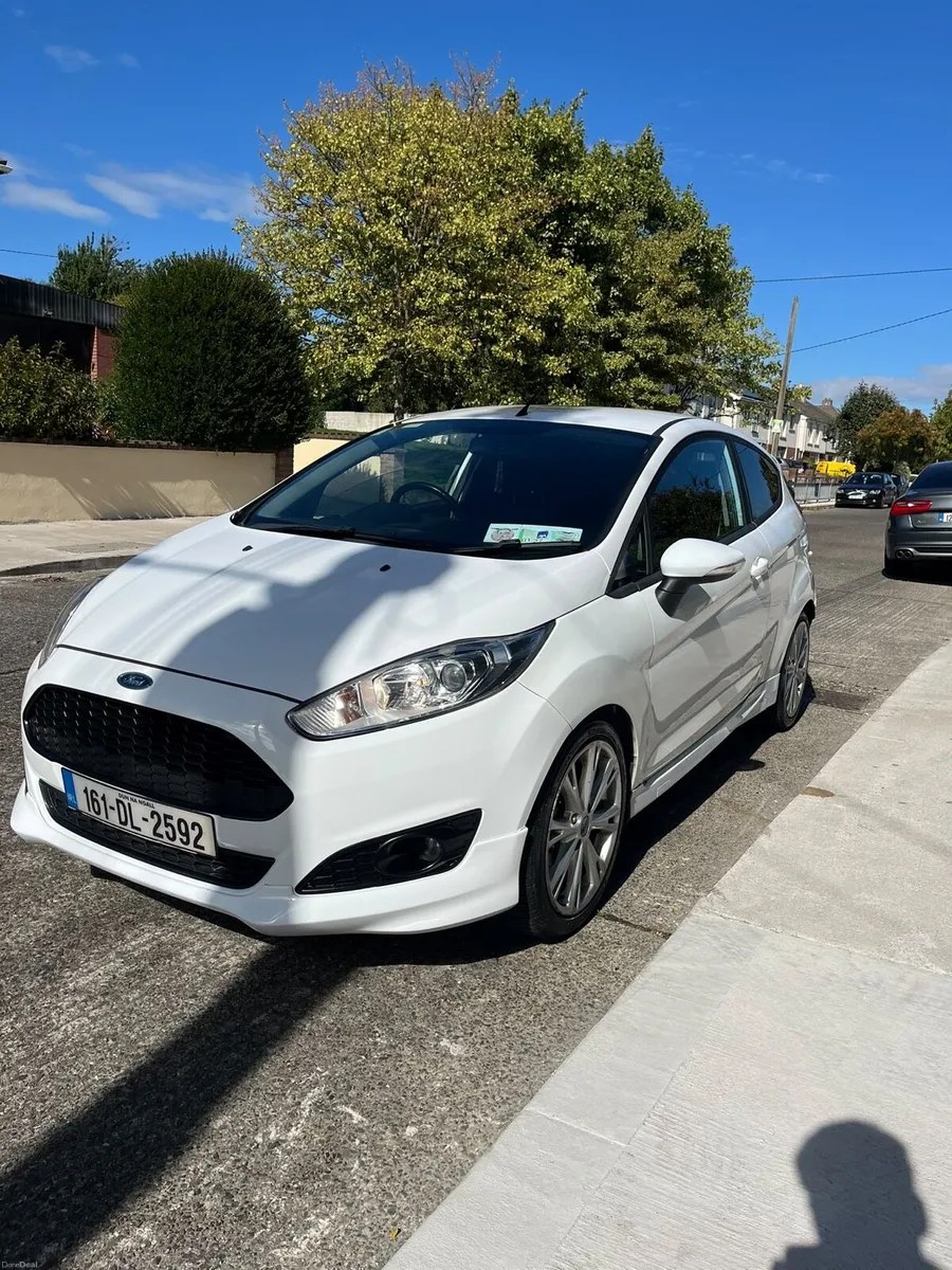 Ford Fiesta Zetec s - Image 2