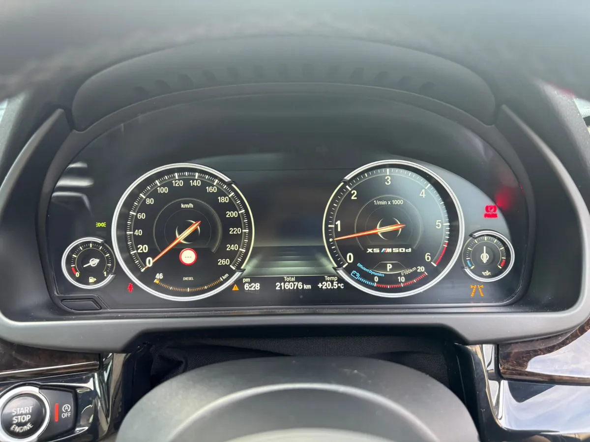 BMW X5 M50D M SPORT M PERFORMANCE 2016 - Image 6