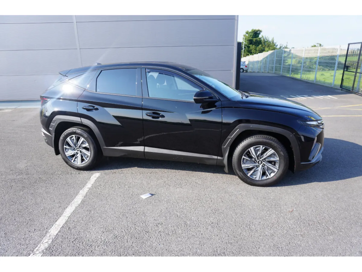 Hyundai Tucson COMFORT PLUS 5DR - Image 2