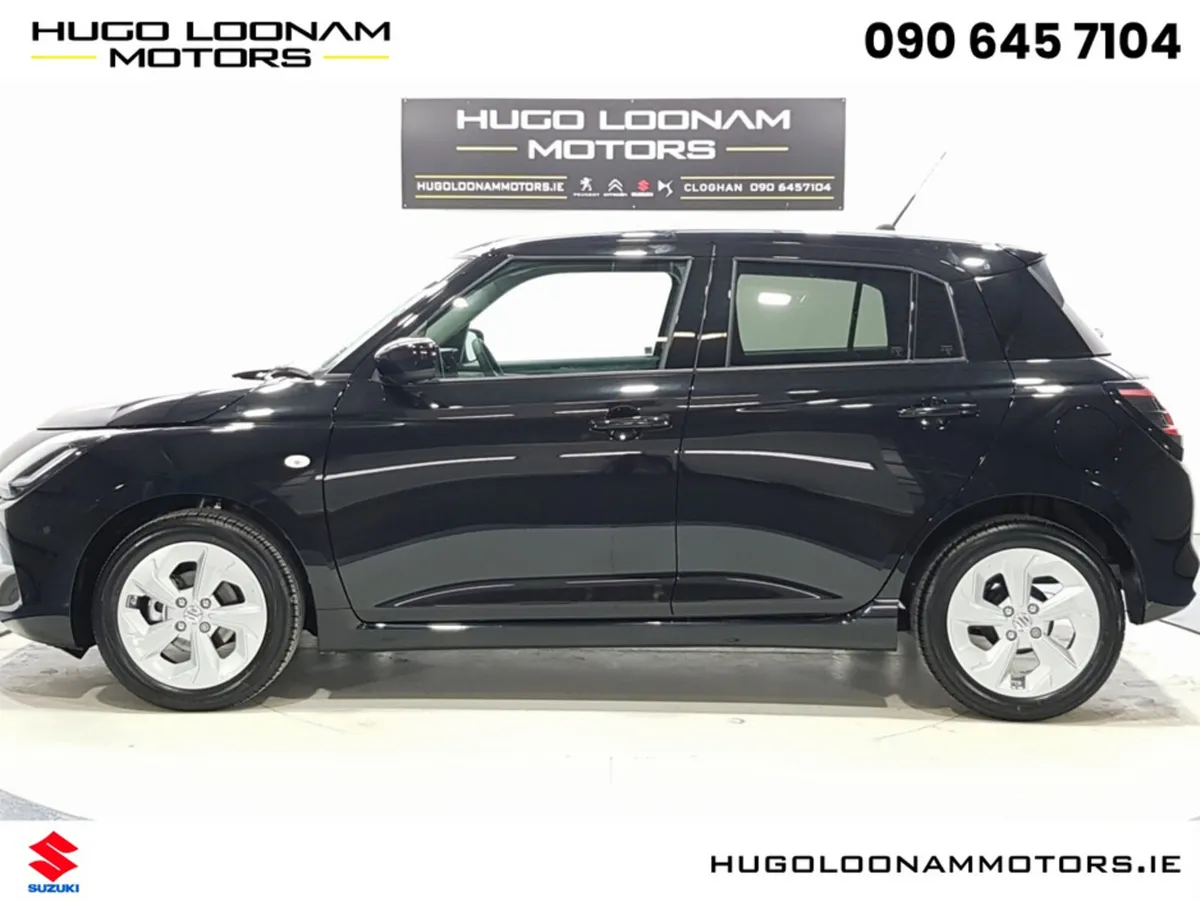 Suzuki Swift 1.2 HYBRID MOTION *DEMO* - Image 4