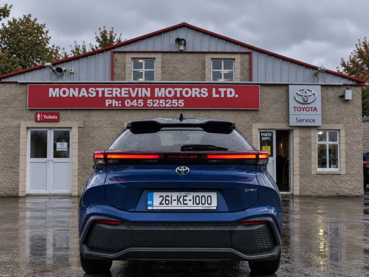 Toyota C-HR *ORIGINAL IRISH CAR* HEV SPORT+ C-HR - Image 4