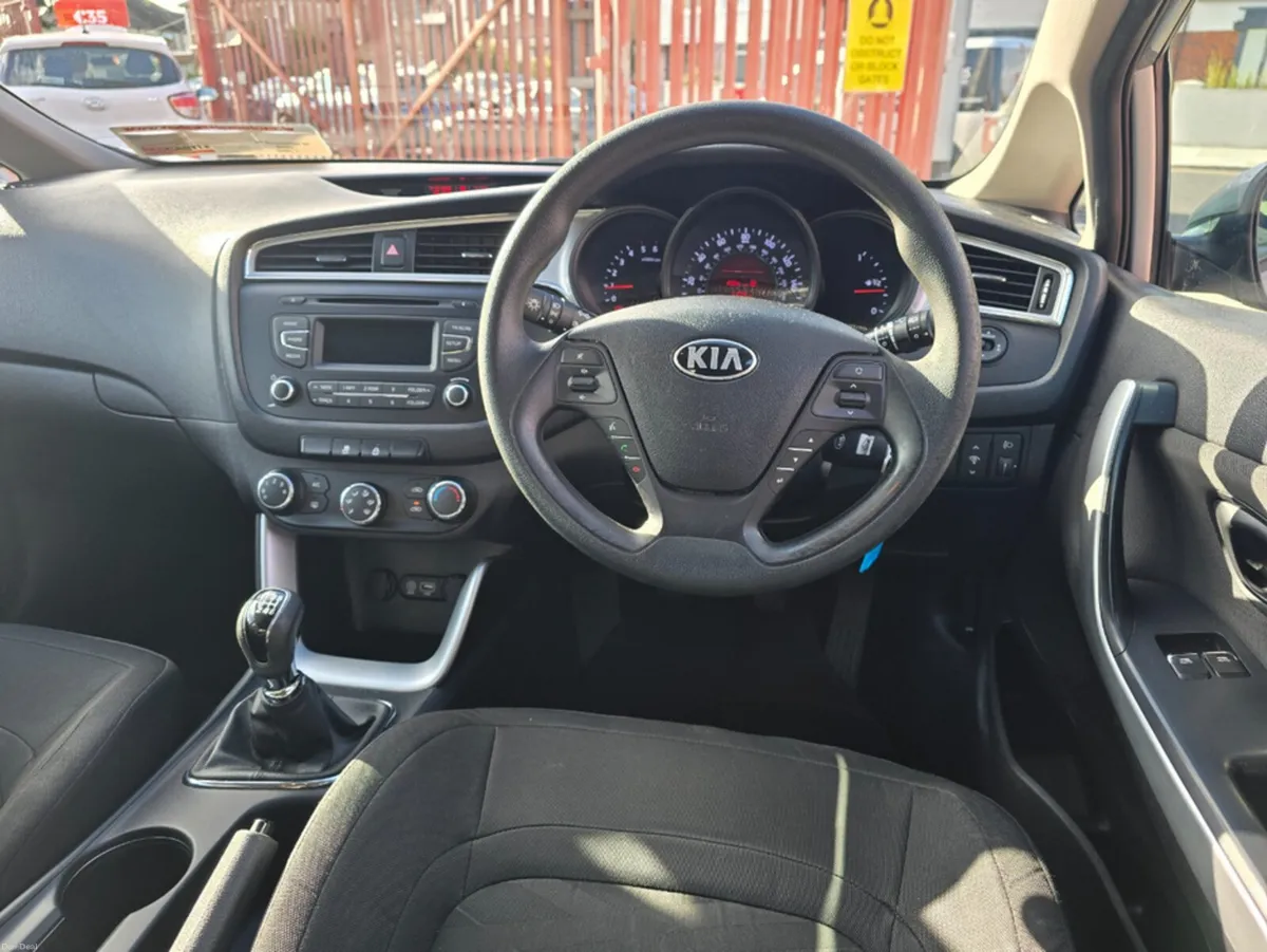 Kia Ceed CEE'D 1 ISG CRDI 134BHP 5DR - Image 5
