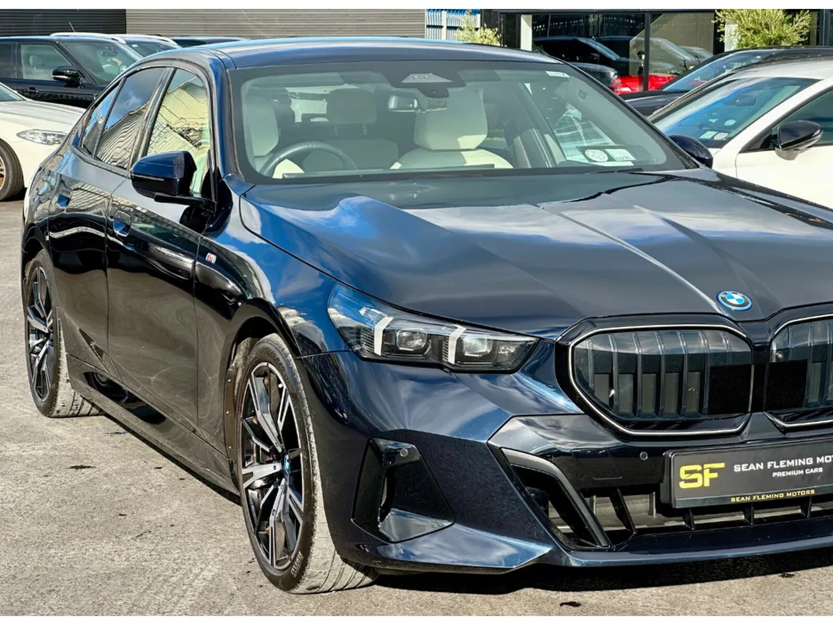 BMW i5 G60 EDRIVE40 M SPORT - Image 6