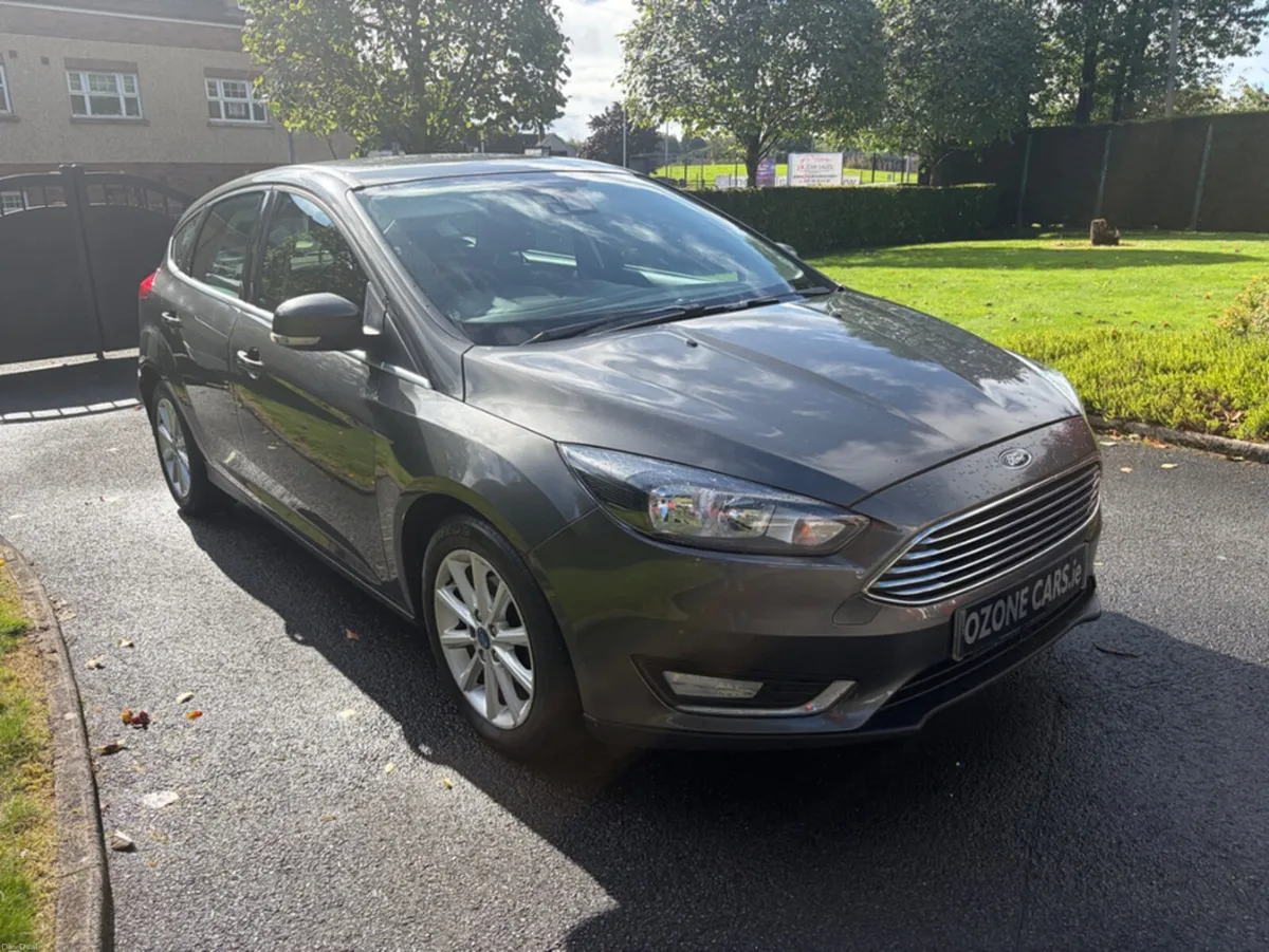 Ford Focus TITANIUM TDCI - Image 2