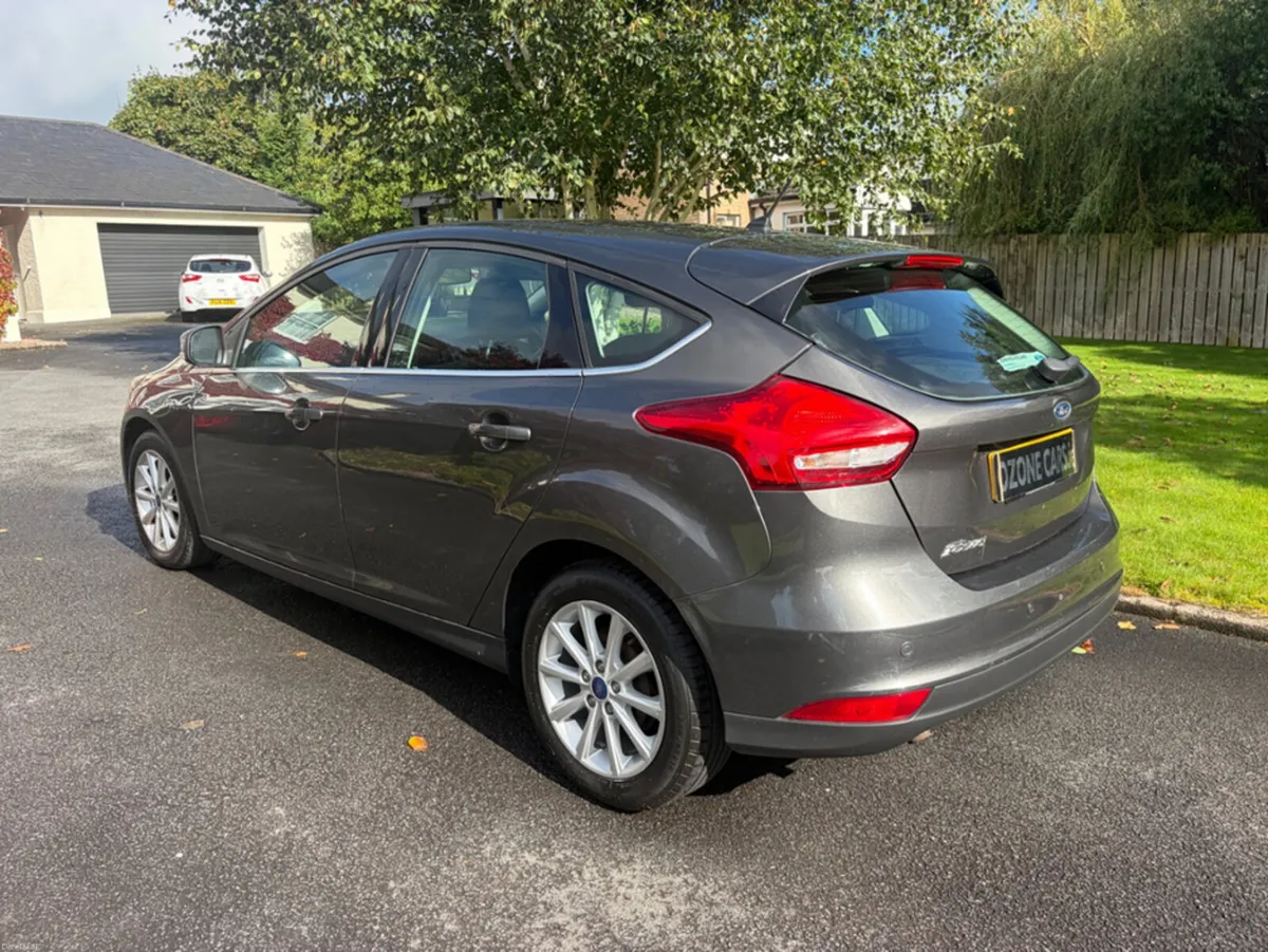 Ford Focus TITANIUM TDCI - Image 5