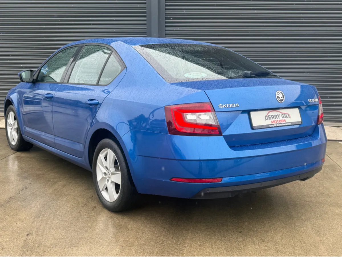 Skoda Octavia AMBITION 1.6 TDI 115HP 4DR - Image 5