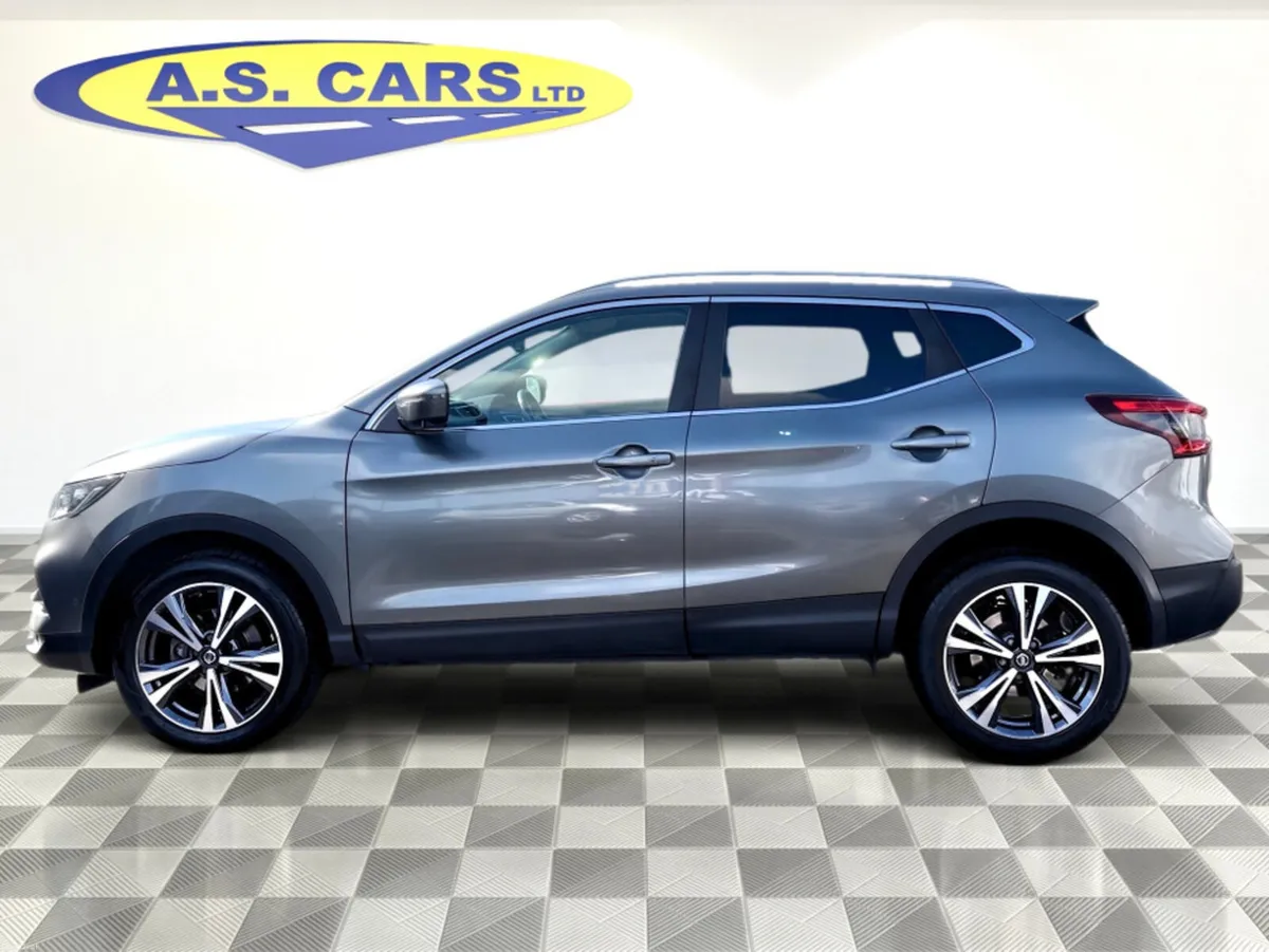 Nissan Qashqai 1.5 DCI N-CONNECTA ** 360 CAMERAS * - Image 3