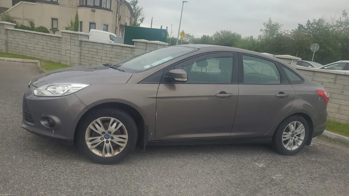 Ford Focus 2013 - Image 2