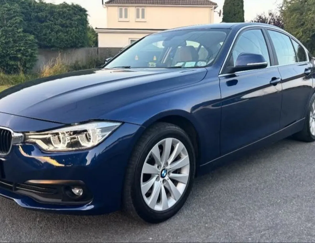 BMW 3-Series 2018 - Image 2
