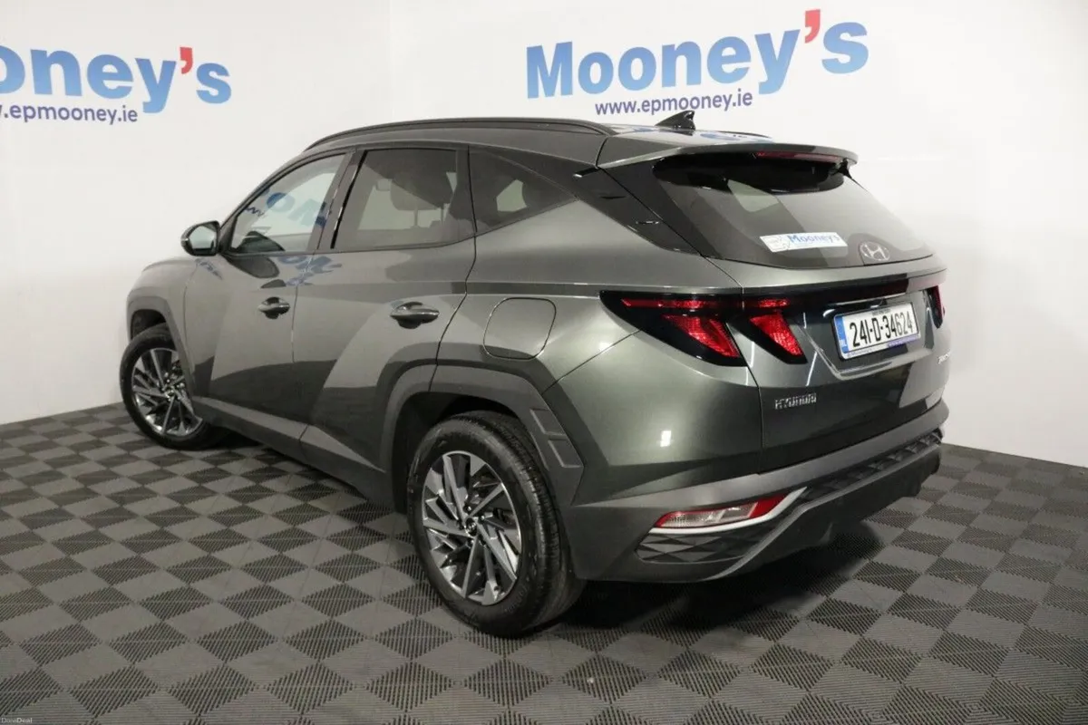 Hyundai Tucson Executive Diesel 1.6L SUV - 4.9% AP - Image 4
