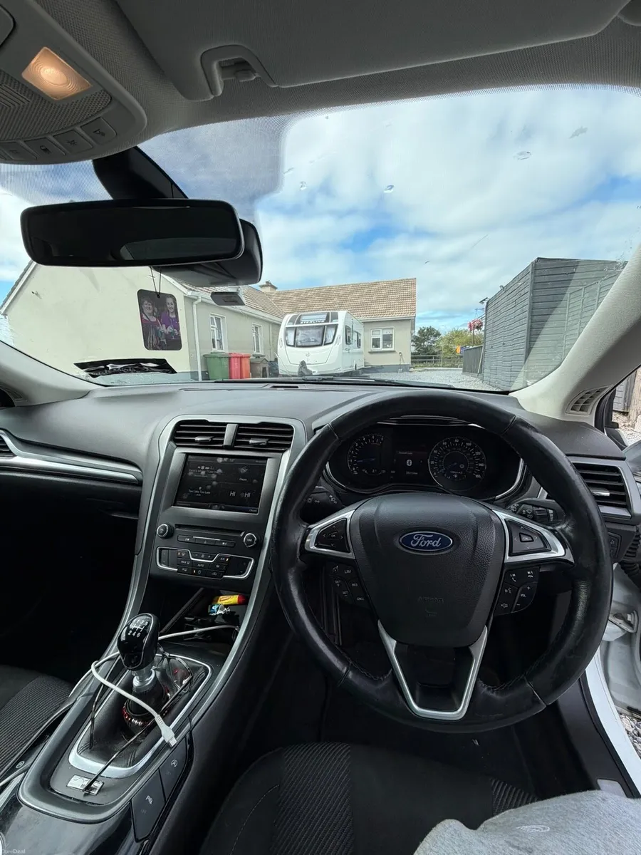Ford mondeo - Image 6