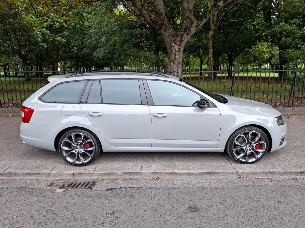 2015 SKODA OCTAVIA VRS ESTATE - Image 5