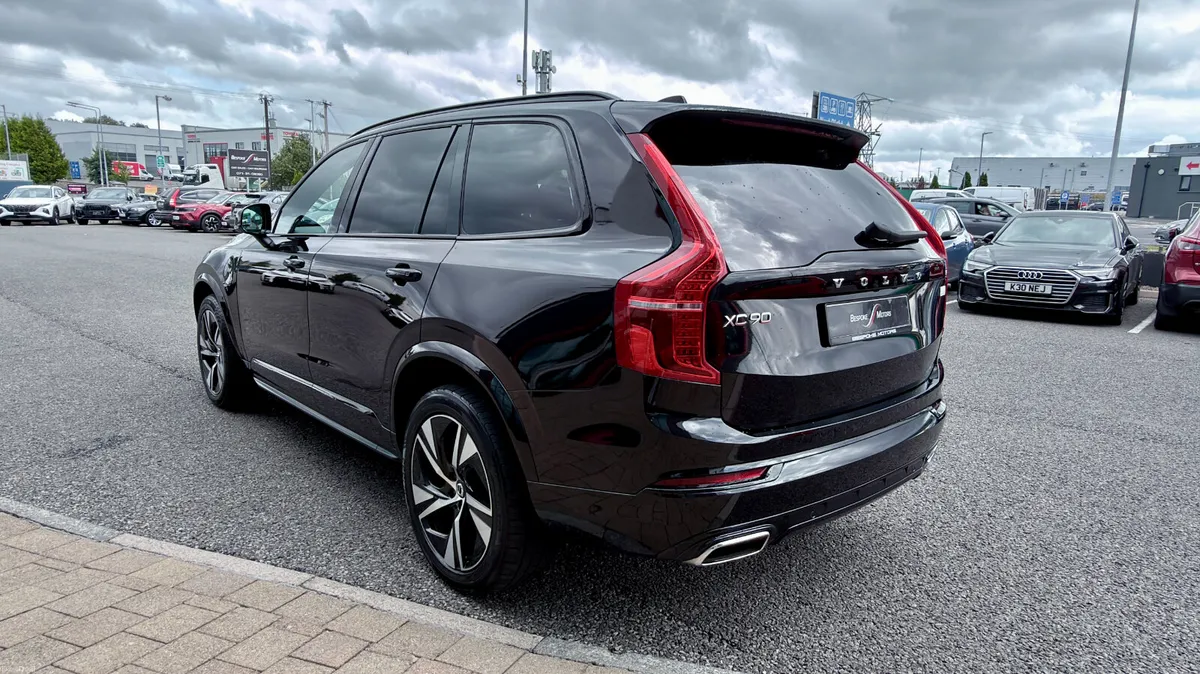 Volvo XC90 T8 R-Design AWD - Image 6