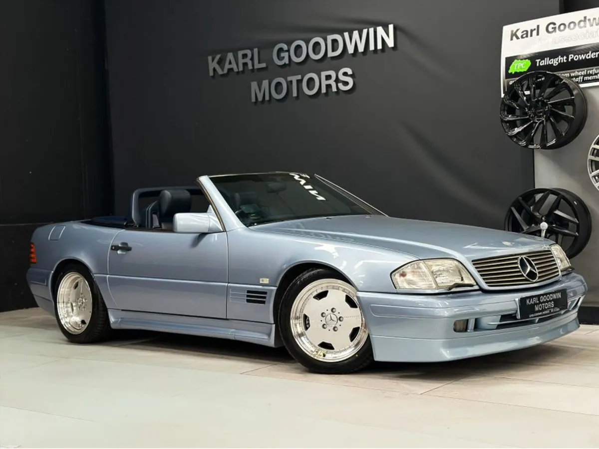 Mercedes-Benz SL 500 V8 LOW MILEAGE - Image 2