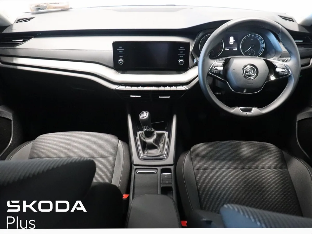 OCTAVIA COMBI  AMBITION  2.0TDI 115HP - Image 2
