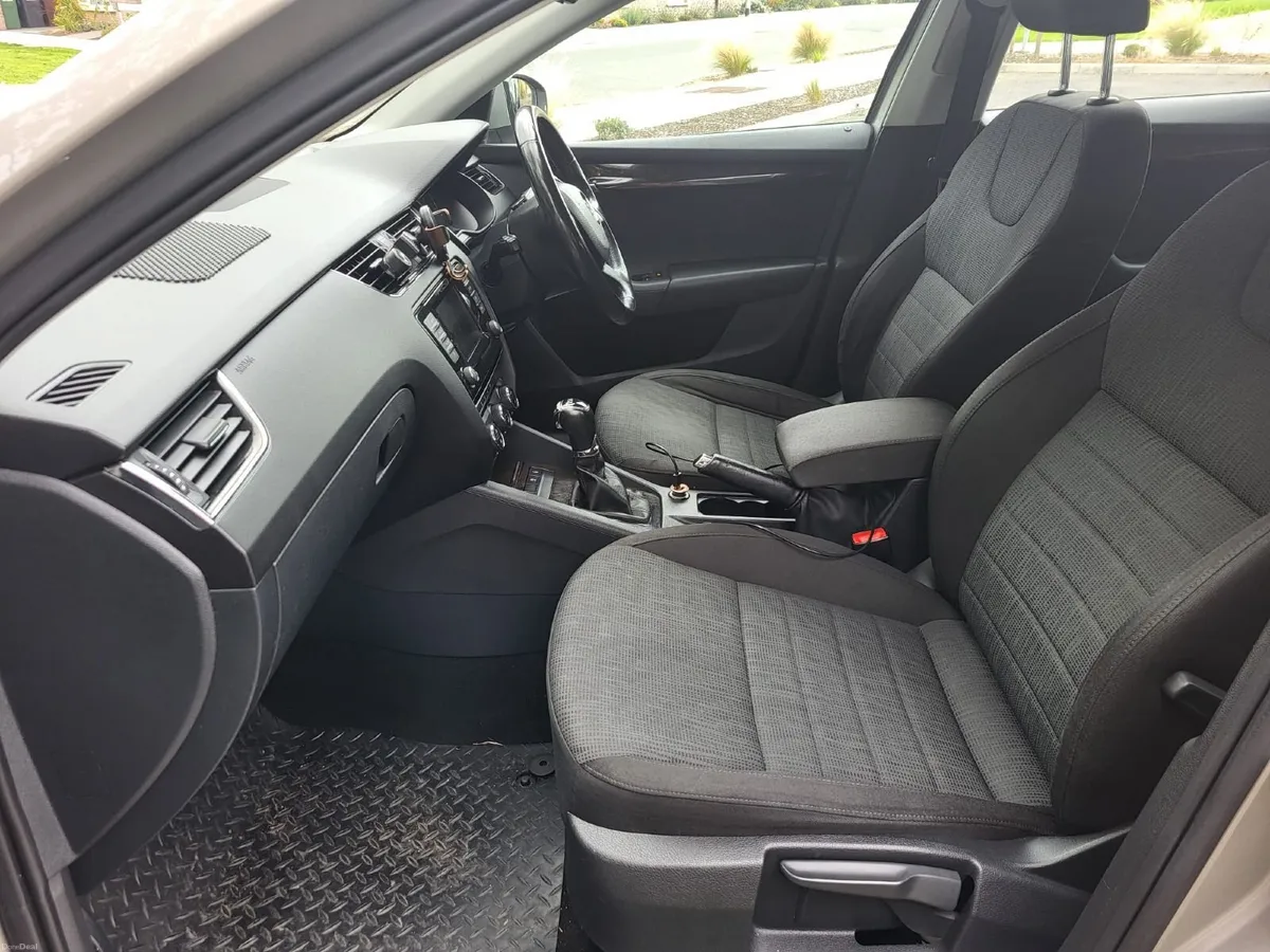 Skoda Octavia 2015 - Automatic DSG NCT 05/2027 - Image 4
