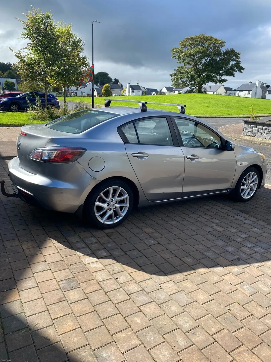 Mazda 3 1.6D 2010 - Image 1