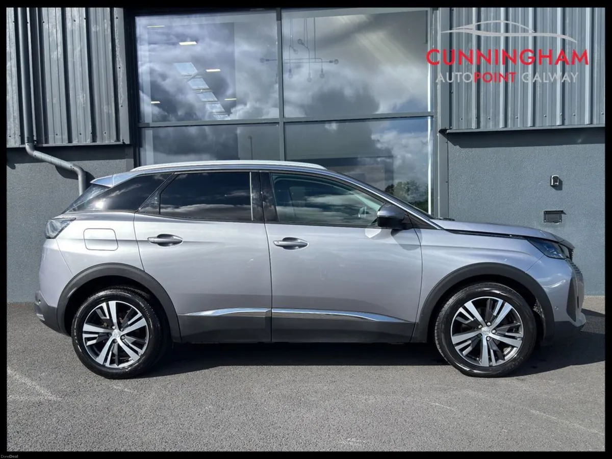 Peugeot 3008 Allure 1.2i Automatic 130BHP - Image 3