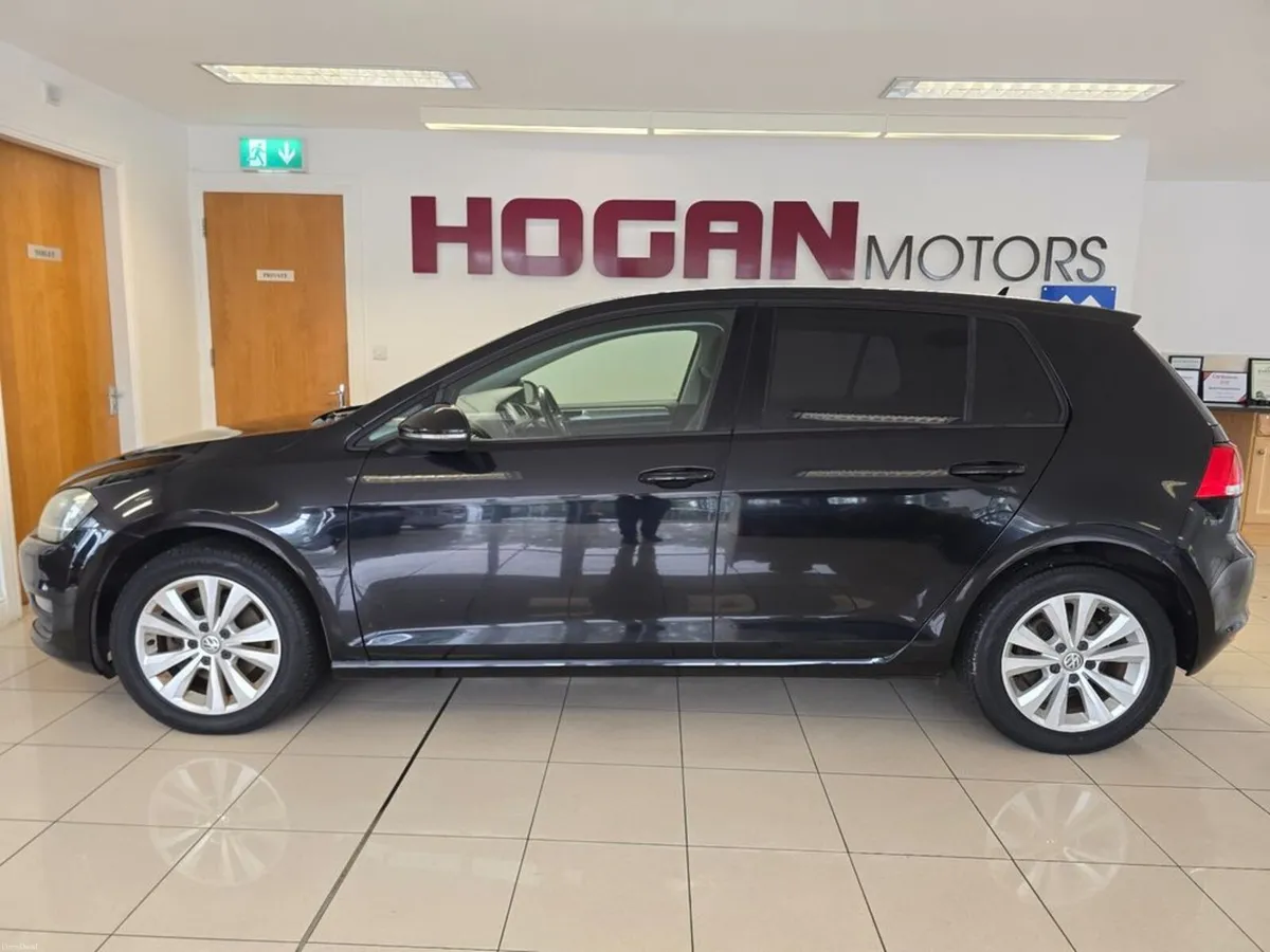 Volkswagen Golf 1.2 Comfortline 5Dr H/B Automatic - Image 4