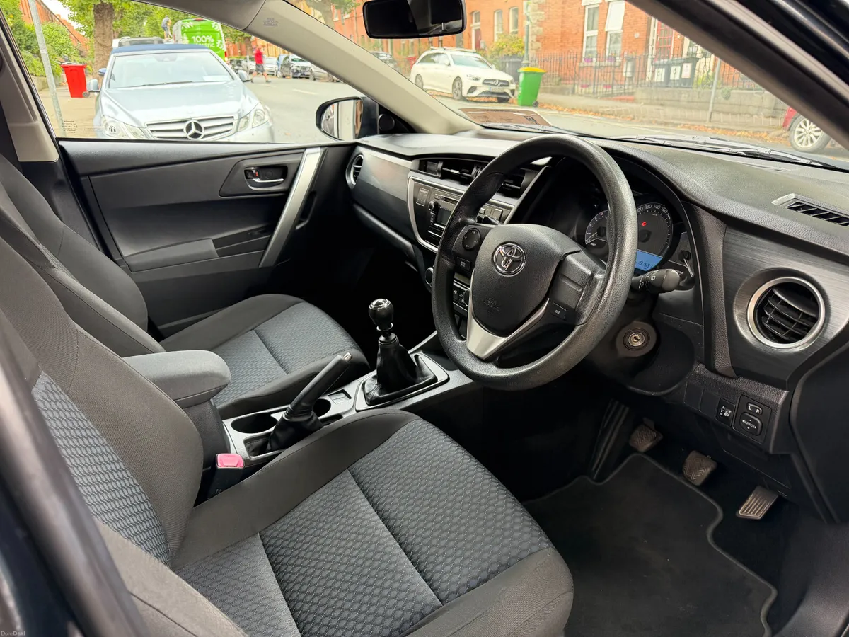13 Toyota Auris Diesel, Manual, NCT 9/27, SIMI - Image 5