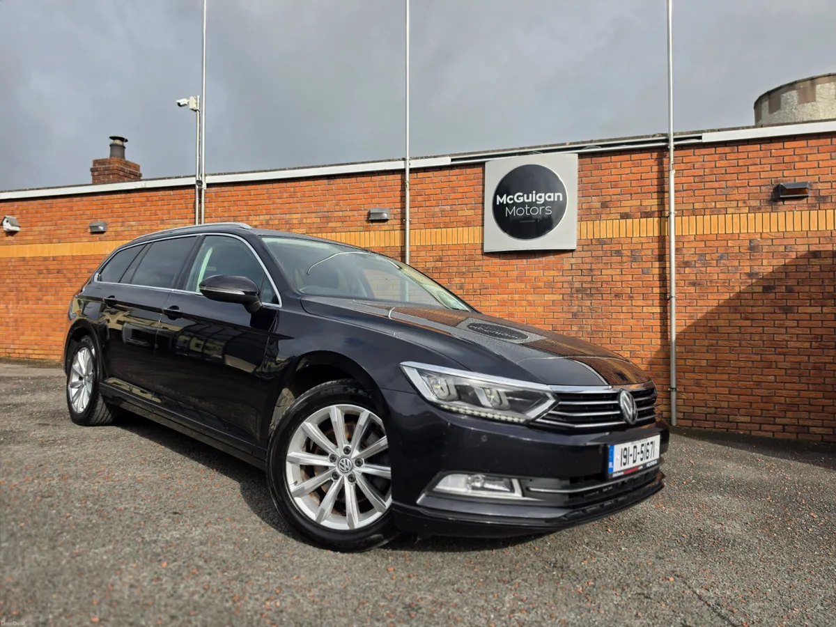 VW Passat Estate Comfortline 1.6Tdi Auto 120HP - Image 1