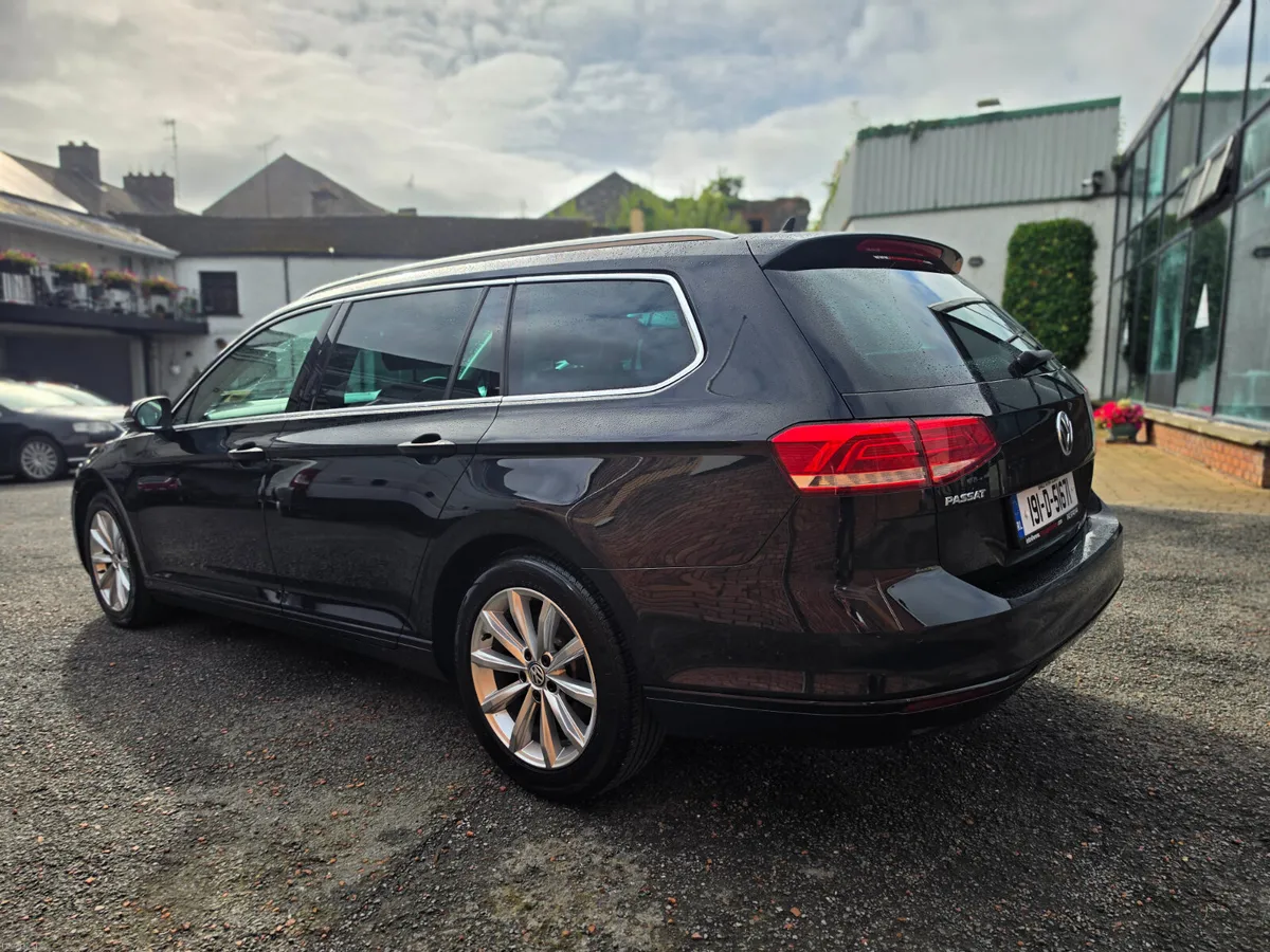 VW Passat Estate Comfortline 1.6Tdi Auto 120HP - Image 5