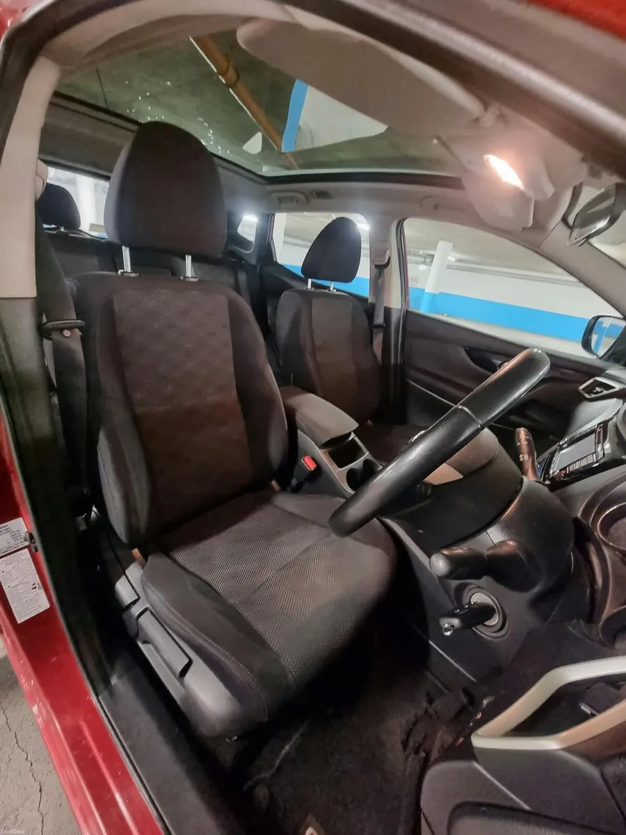 2017 Nissan Qashqai - Image 5